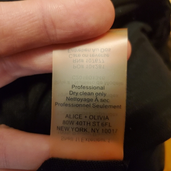 Alice + Olivia Black Sleeveless Dress - Picture 9 of 12